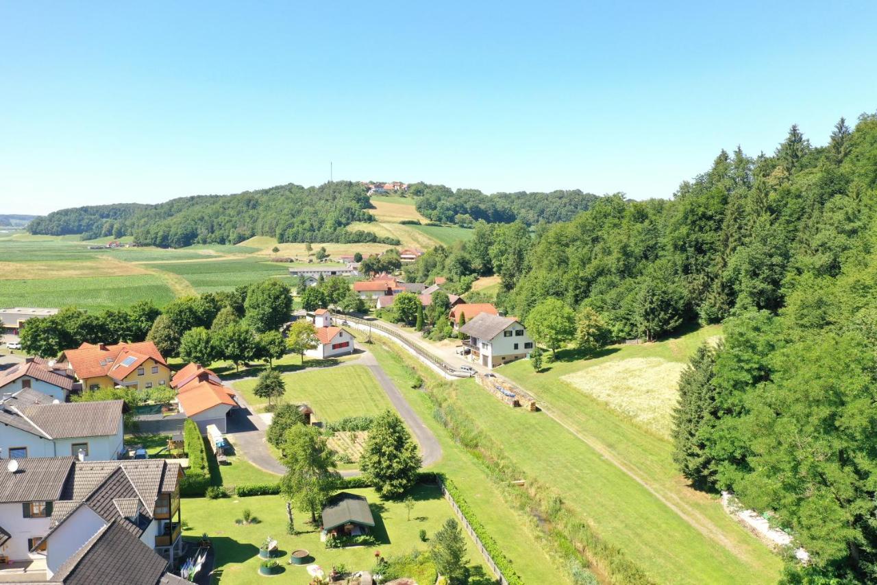 Gasthof Zum Wallner Kalch ภายนอก รูปภาพ